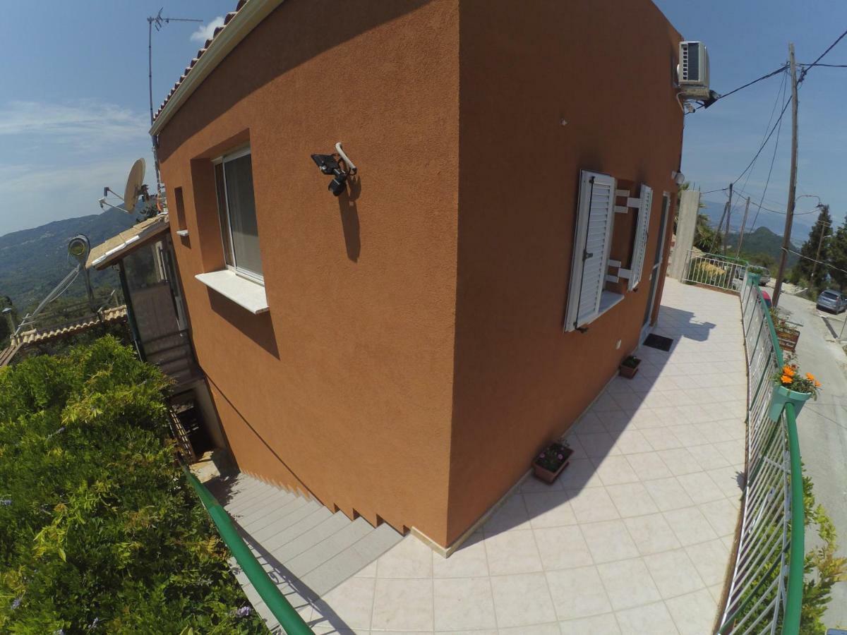 Kostas Walkers Point Bed & Breakfast Dafnata Ngoại thất bức ảnh
