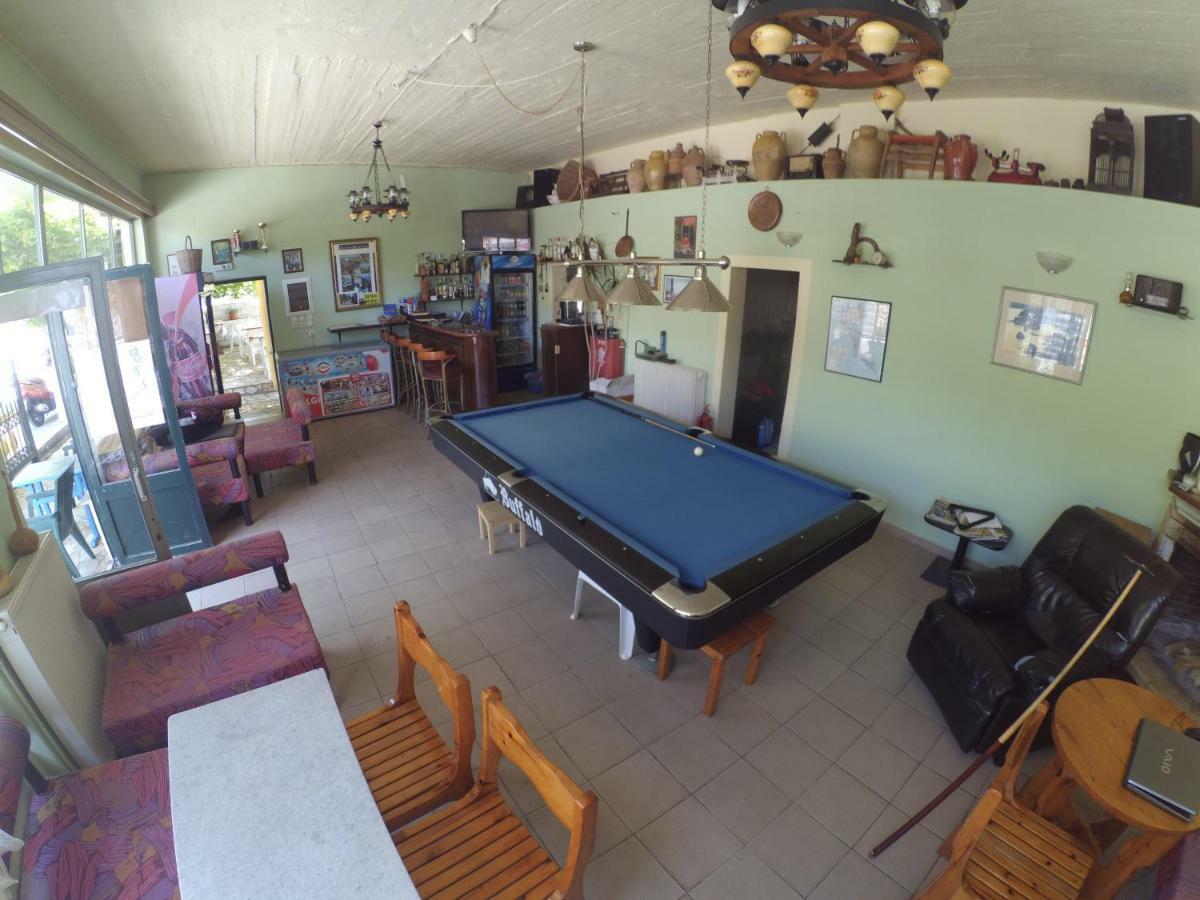 Kostas Walkers Point Bed & Breakfast Dafnata Ngoại thất bức ảnh