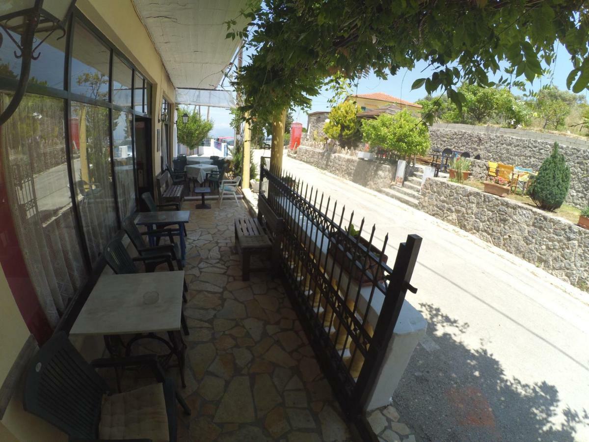 Kostas Walkers Point Bed & Breakfast Dafnata Ngoại thất bức ảnh