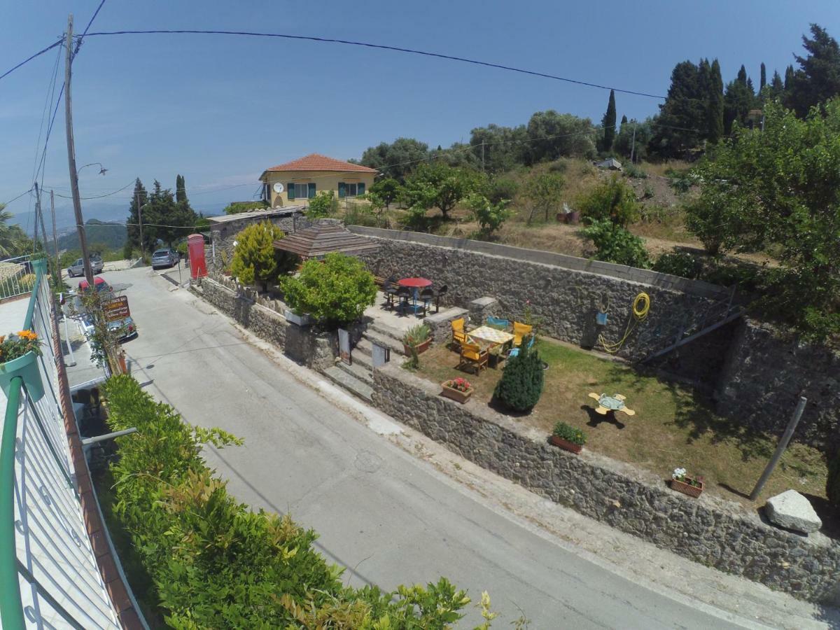 Kostas Walkers Point Bed & Breakfast Dafnata Ngoại thất bức ảnh