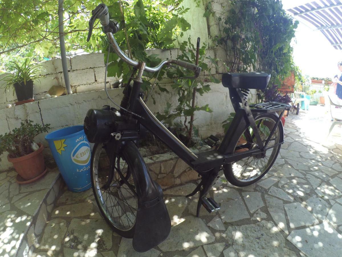 Kostas Walkers Point Bed & Breakfast Dafnata Ngoại thất bức ảnh